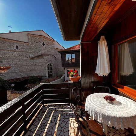 Guest House Lilly Nesebar Bagian luar foto