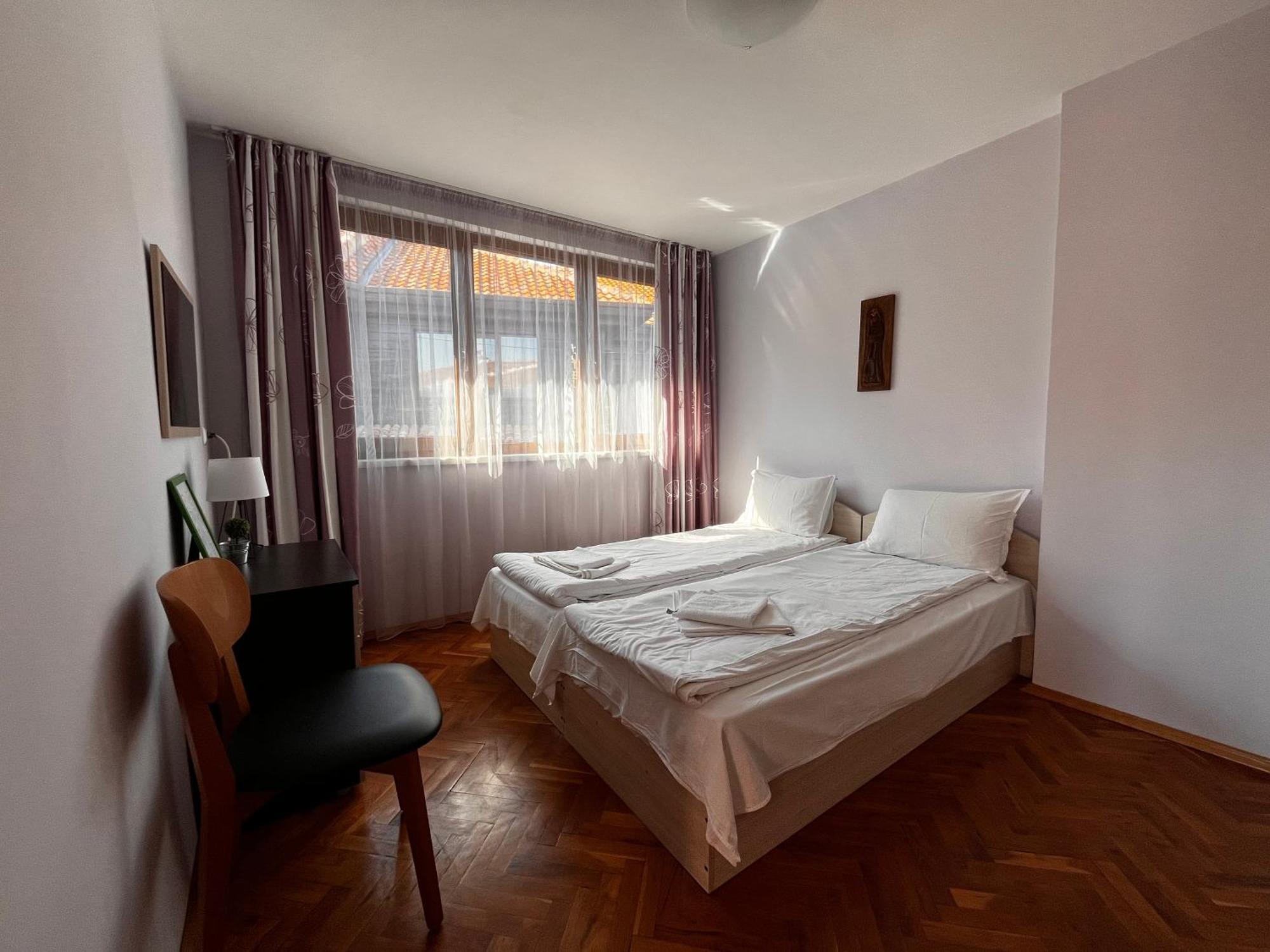 Guest House Lilly Nesebar Bagian luar foto